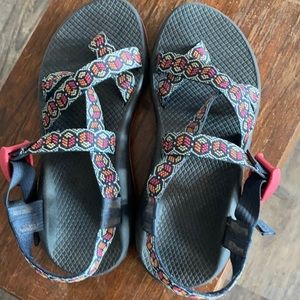 Chaco size 8. Navy and Pink